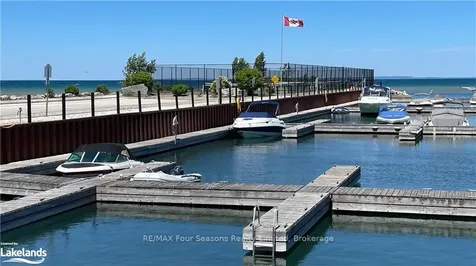 28 Marine View Drive Collingwood ON L9Y 5A3