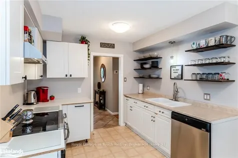 386 Colborne Street Midland ON L4R 2K4