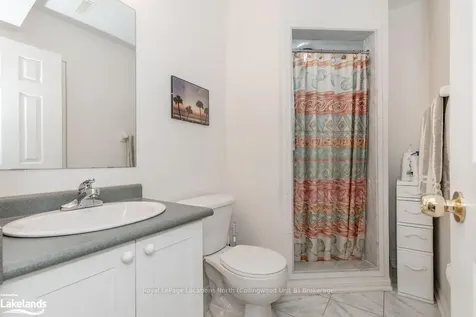 25 Masters Lane Wasaga Beach ON L9Z 1S8