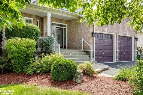 25 Masters Lane Wasaga Beach ON L9Z 1S8