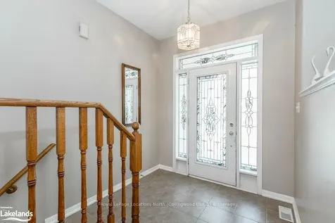 25 Masters Lane Wasaga Beach ON L9Z 1S8