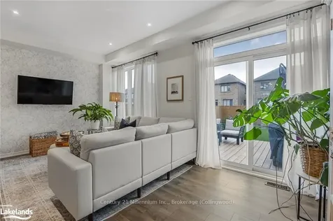 25 Kirby Avenue Collingwood ON L9Y 3W8