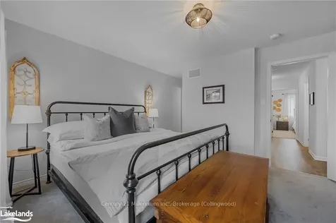 25 Kirby Avenue Collingwood ON L9Y 3W8