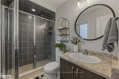 25 Kirby Avenue Collingwood ON L9Y 3W8