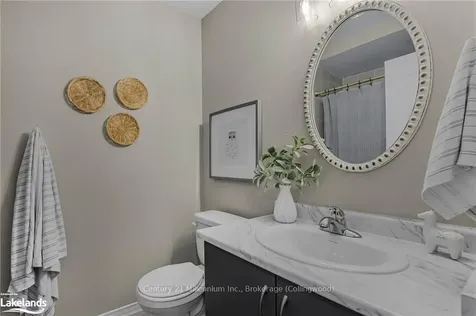 25 Kirby Avenue Collingwood ON L9Y 3W8