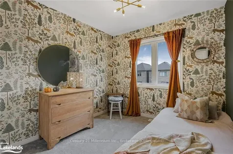 25 Kirby Avenue Collingwood ON L9Y 3W8
