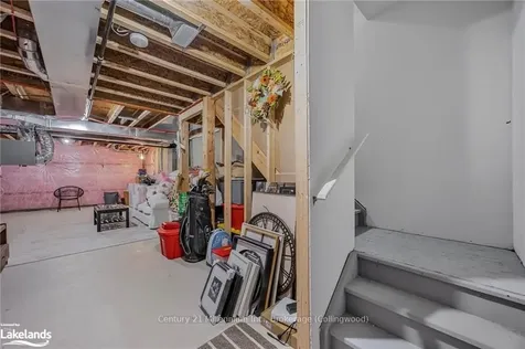 25 Kirby Avenue Collingwood ON L9Y 3W8