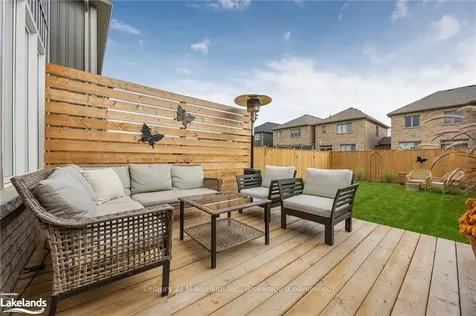 25 Kirby Avenue Collingwood ON L9Y 3W8