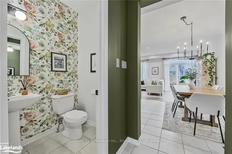 25 Kirby Avenue Collingwood ON L9Y 3W8