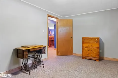 10 Shannon Street W Orillia ON L3V 6L7