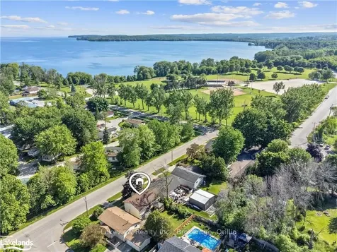 10 Shannon Street W Orillia ON L3V 6L7