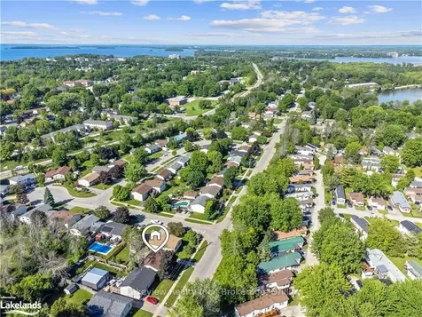 10 Shannon Street W Orillia ON L3V 6L7