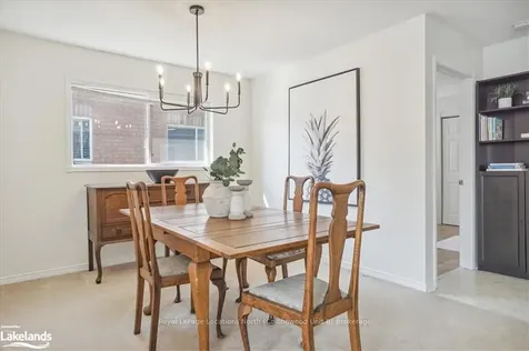 166 58th Street S Wasaga Beach ON L9Z 1N9