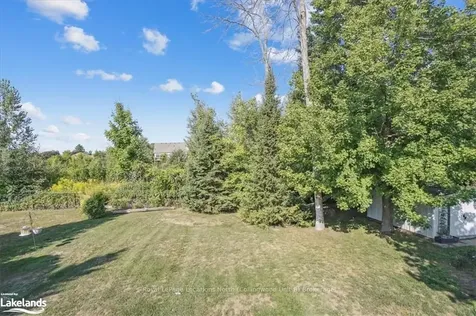 166 58th Street S Wasaga Beach ON L9Z 1N9