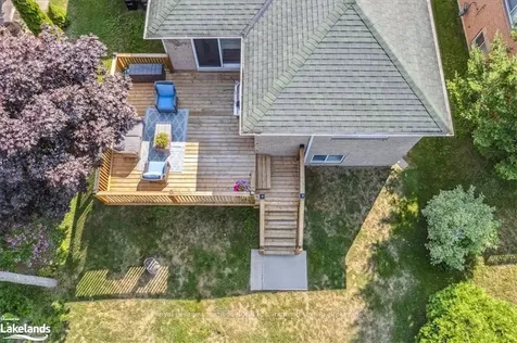 166 58th Street S Wasaga Beach ON L9Z 1N9