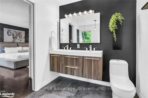 13 Mulberry Court Barrie ON L4N 9S2