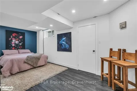 13 Mulberry Court Barrie ON L4N 9S2