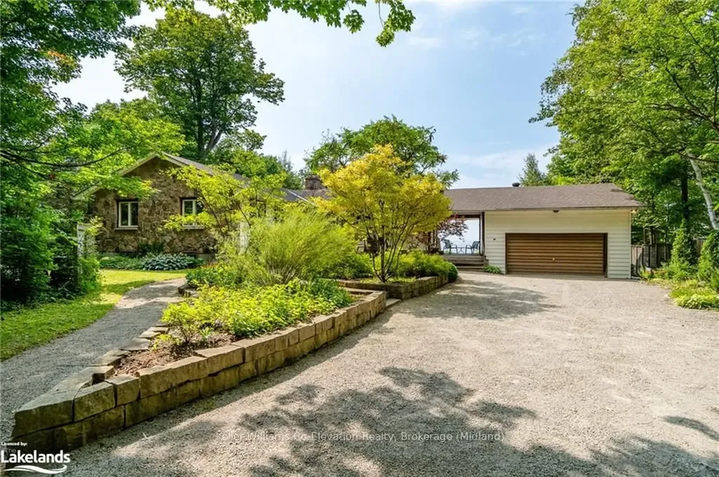 20 Mulberry Court Tiny ON L9M 1R3
