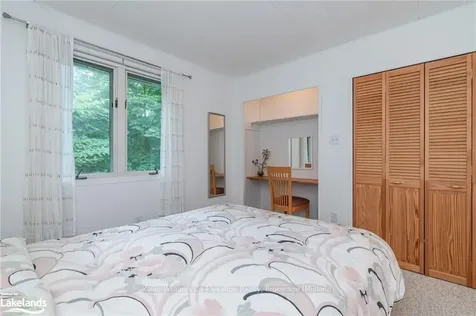 20 Mulberry Court Tiny ON L9M 1R3