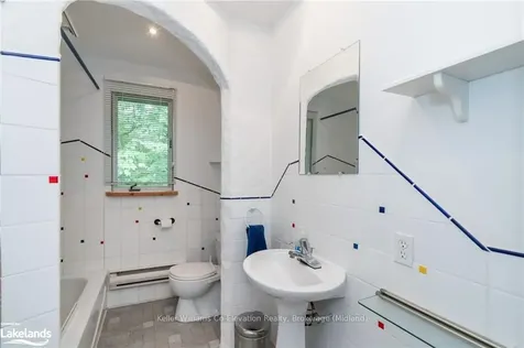 20 Mulberry Court Tiny ON L9M 1R3