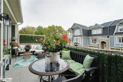 5 Nautical Lane Wasaga Beach ON L9Z 0G1