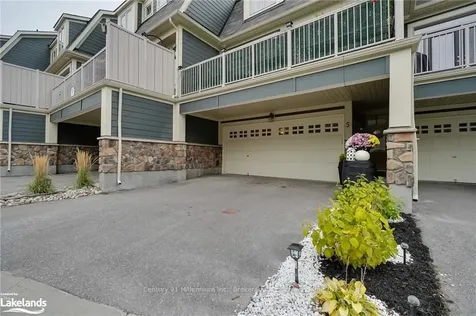 5 Nautical Lane Wasaga Beach ON L9Z 0G1