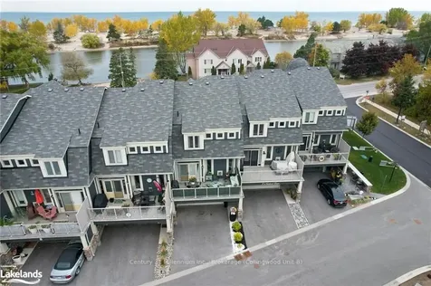 5 Nautical Lane Wasaga Beach ON L9Z 0G1