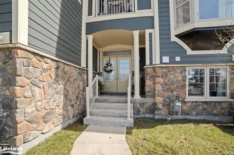 5 Nautical Lane Wasaga Beach ON L9Z 0G1