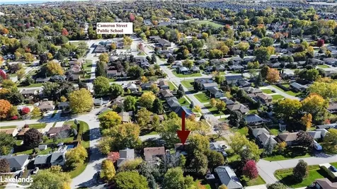 17 Clarkson Crescent Collingwood ON L9Y 3B5