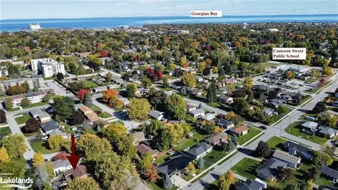 17 Clarkson Crescent Collingwood ON L9Y 3B5