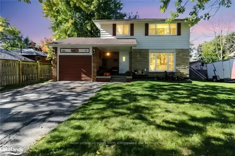 17 Clarkson Crescent Collingwood ON L9Y 3B5