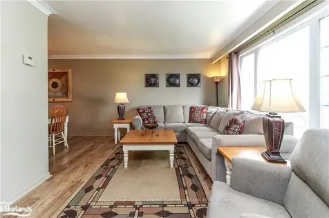 17 Clarkson Crescent Collingwood ON L9Y 3B5