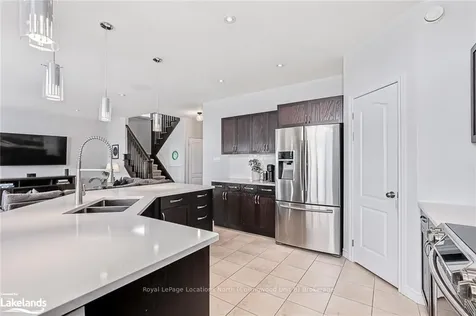 53 Chamberlain Crescent Collingwood ON L9Y 0C9