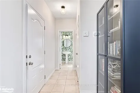 53 Chamberlain Crescent Collingwood ON L9Y 0C9