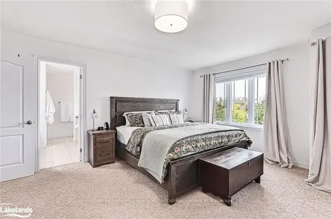 53 Chamberlain Crescent Collingwood ON L9Y 0C9