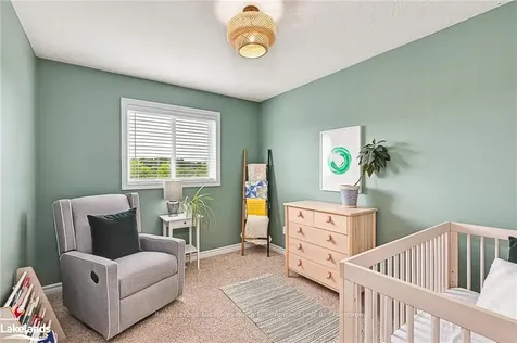 53 Chamberlain Crescent Collingwood ON L9Y 0C9