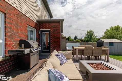 53 Chamberlain Crescent Collingwood ON L9Y 0C9