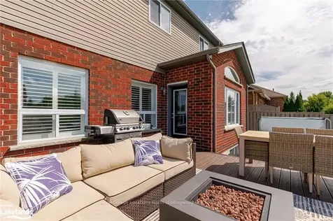 53 Chamberlain Crescent Collingwood ON L9Y 0C9