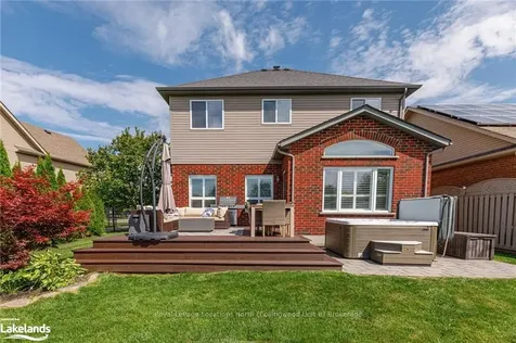 53 Chamberlain Crescent Collingwood ON L9Y 0C9