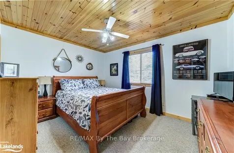 12 Kawartha Crescent Wasaga Beach ON L9Z 1X7