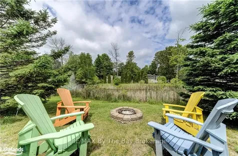 12 Kawartha Crescent Wasaga Beach ON L9Z 1X7