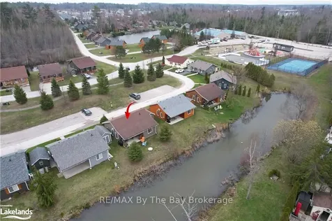 12 Kawartha Crescent Wasaga Beach ON L9Z 1X7
