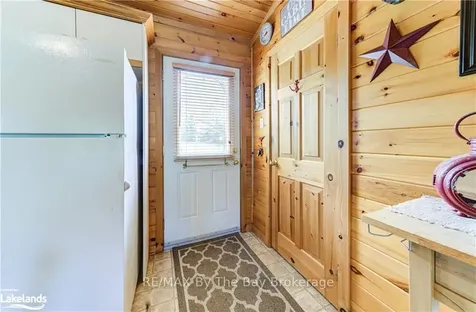 12 Kawartha Crescent Wasaga Beach ON L9Z 1X7