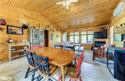12 Kawartha Crescent Wasaga Beach ON L9Z 1X7