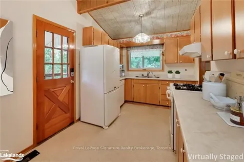 3368 Pinegrove Road Springwater ON L0M 1T0