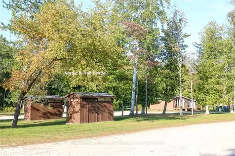 9 Donald Crescent Wasaga Beach ON L9Z 1E1