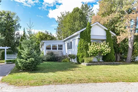4 Muir Drive Oro-medonte ON L3V 6H1