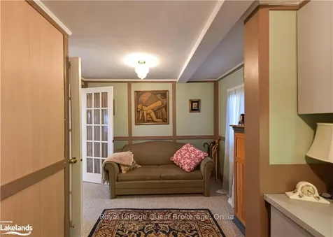 4 Muir Drive Oro-medonte ON L3V 6H1