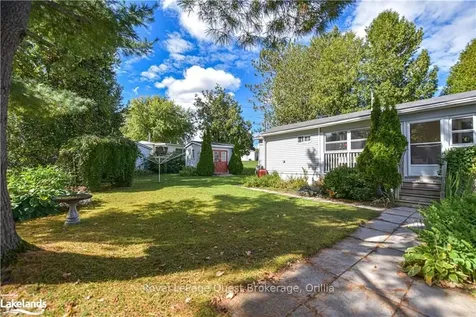 4 Muir Drive Oro-medonte ON L3V 6H1