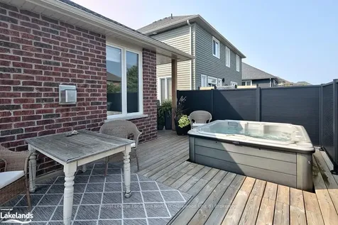 51 Clark Street Collingwood ON L9Y 0H8